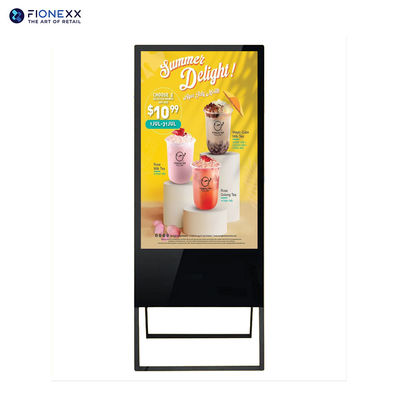 Bon prix Une affiche publicitaire de 55 pouces avec un totem. en ligne