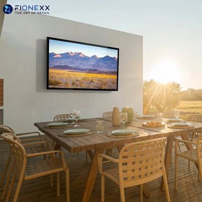 Téléviseur extérieur 4K avec 2000 nit haute luminosité imperméable à l'eau IP55 Assistant vocal télécommandé haut-parleur intégré affichage LCD Téléviseur extérieur imperméable à l'eau Téléviseur extérieur